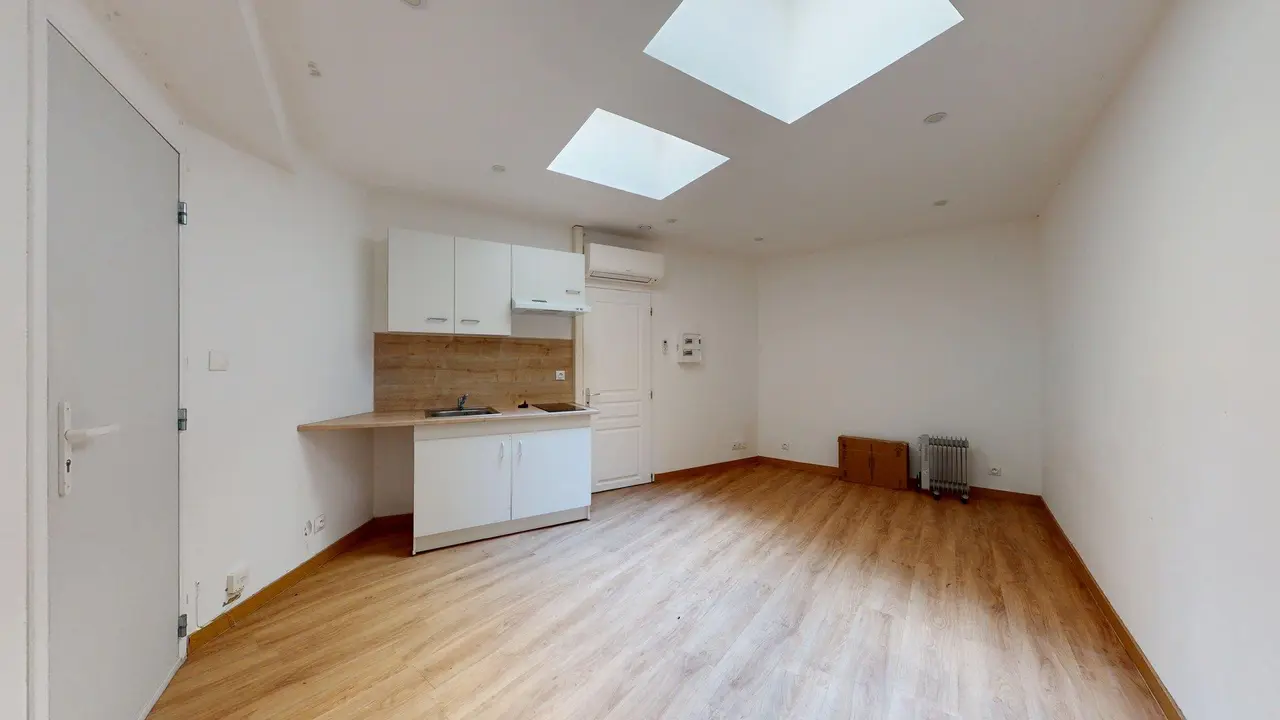 Appartement non meublé de 20.3m2 - 400€ - Agde