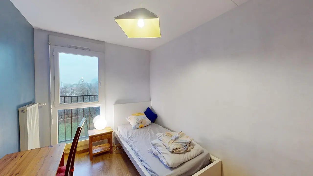 Colocation meublée de 92.0m2 - 410€ - Grenoble