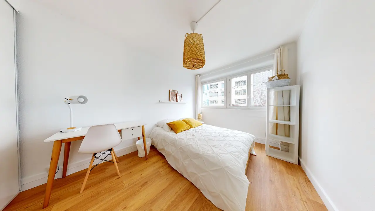 Colocation meublée de 78.0m2 - 548€ - Lyon