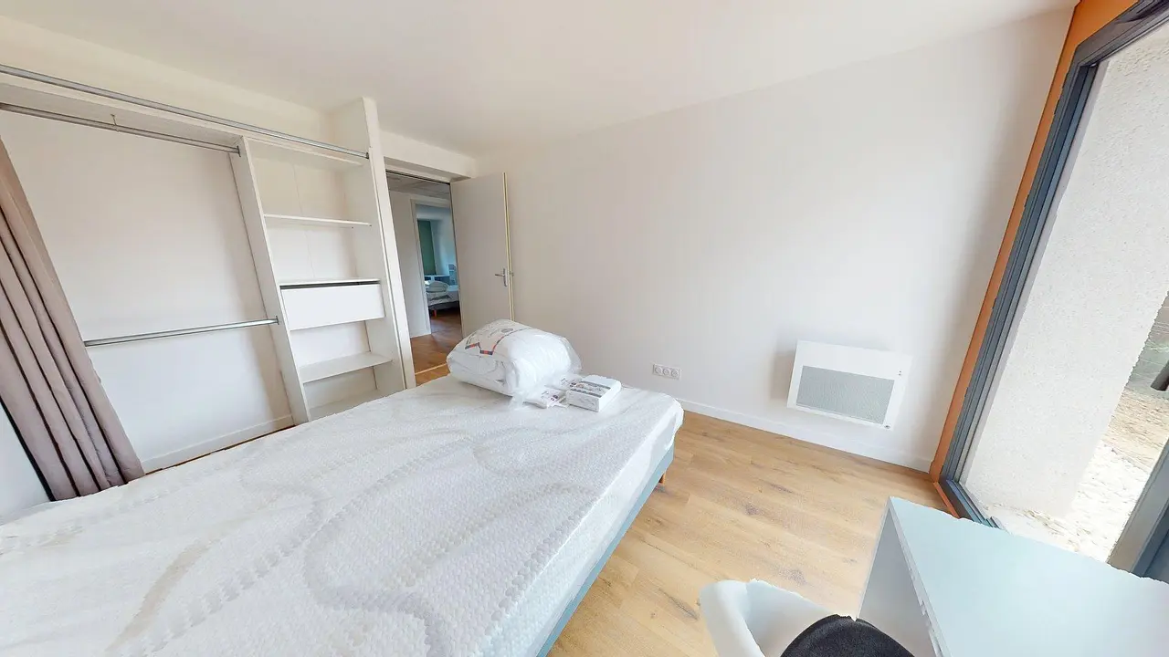Colocation meublée de 270.0m2 - 545€ - Saint-Priest