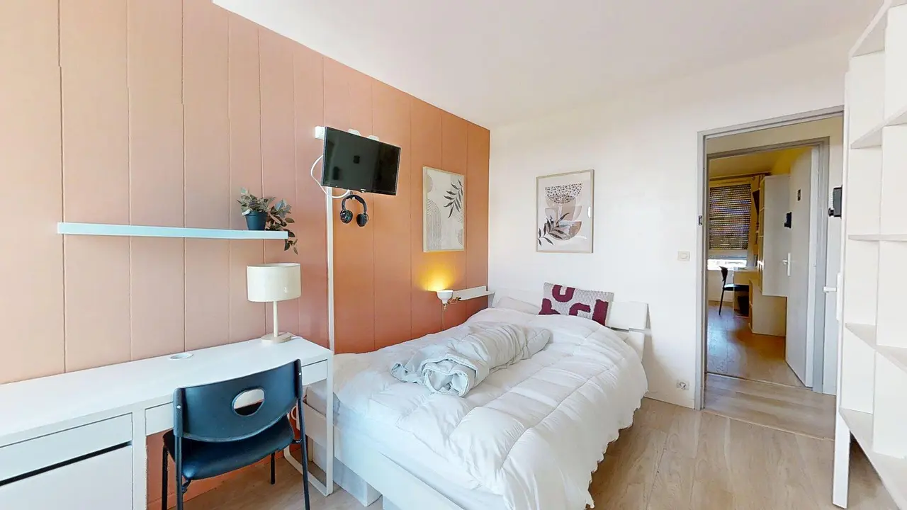 Colocation meublée de 96.88m2 - 524€ - Élancourt