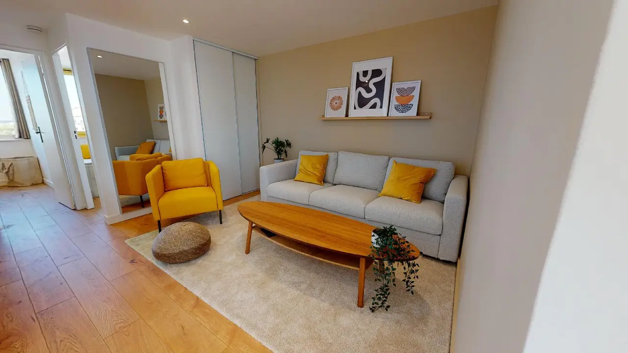 Colocation meublée de 84.41m2 - 449€ - Bron