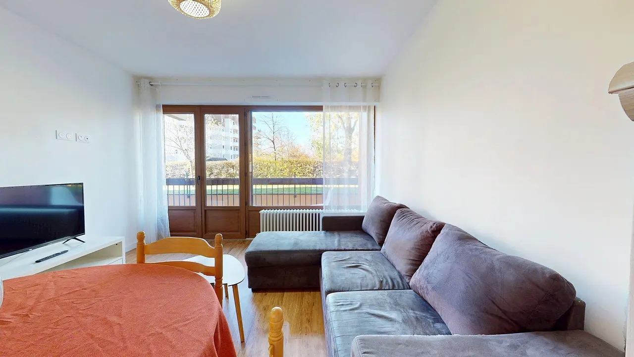 Appartement meublé de 46.64m2 - 1490€ - Ambilly