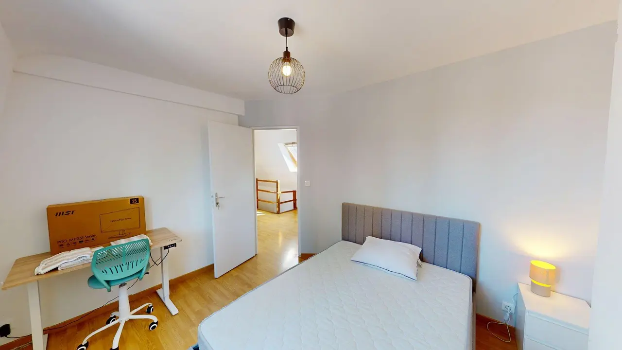 Colocation meublée de 129m2 - 400€ - Roubaix