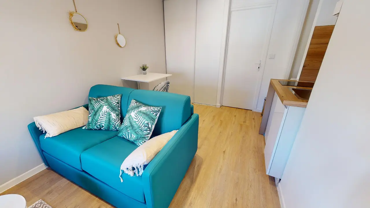 Appartement meublé de 14.5m2 - 473€ - Claix