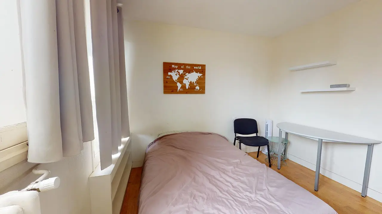 Colocation meublée de 58.0m2 - 373€ - Tours