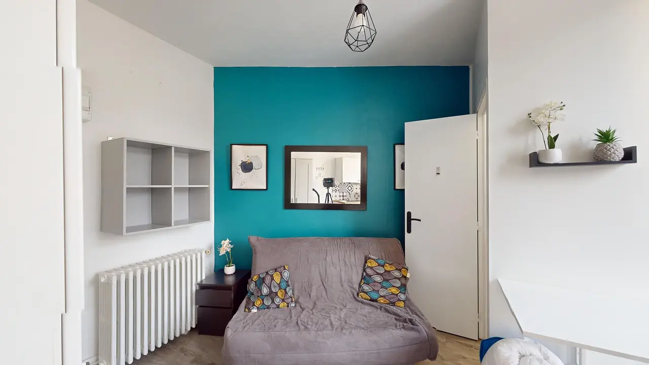 Appartement meublé de 15.0m2 - 430€ - Tours