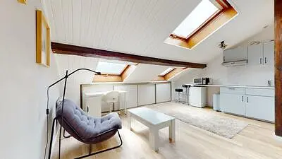 Appartement meublé de 17.0m2 - 396€ - Saint-Étienne