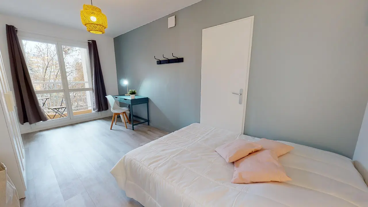 Colocation meublée de 102.0m2 - 552€ - Lyon