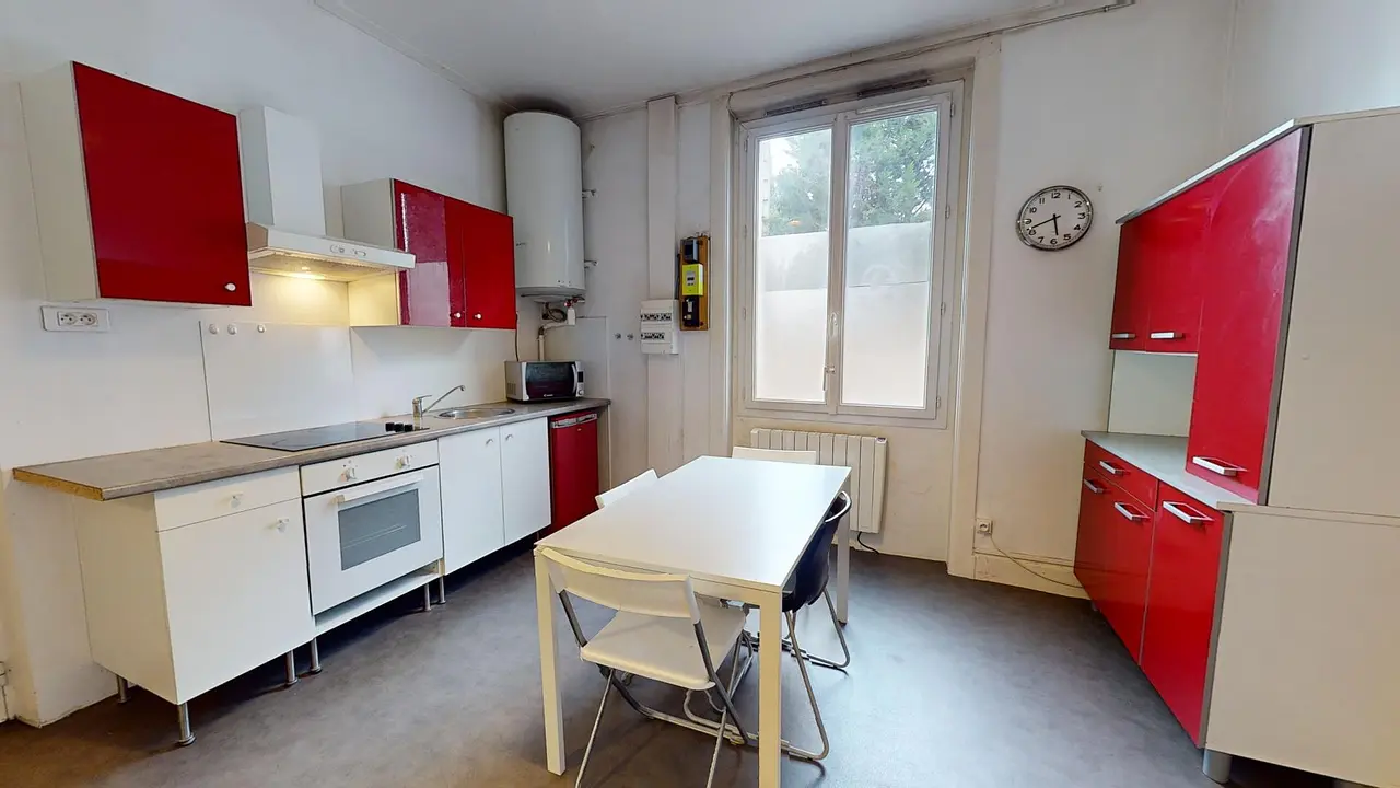 Appartement meublé de 50.0m2 - 476€ - Saint-Étienne