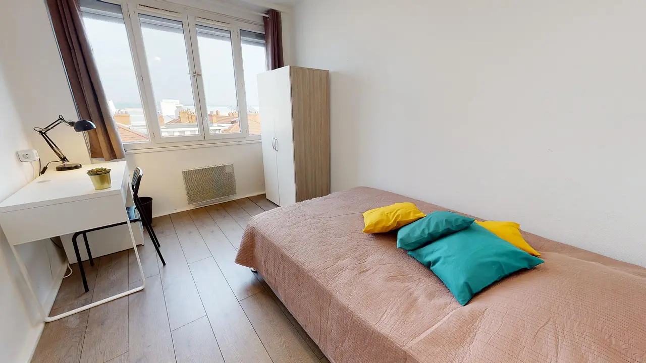Colocation meublée de 60.0m2 - 550€ - Villeurbanne