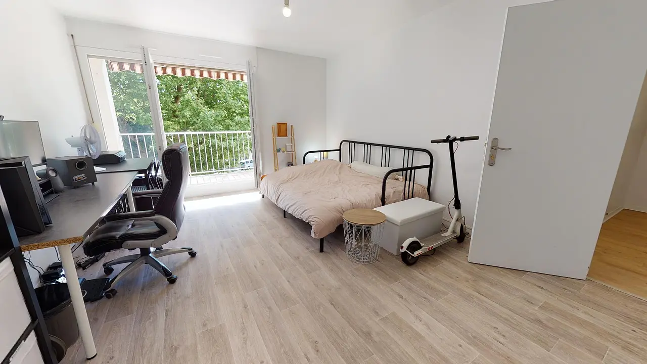 Colocation meublée de 88.0m2 - 558€ - Villeurbanne