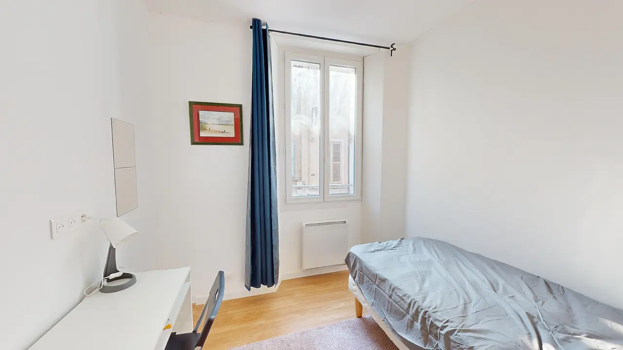 Colocation meublée de 69.0m2 - 384€ - Toulon