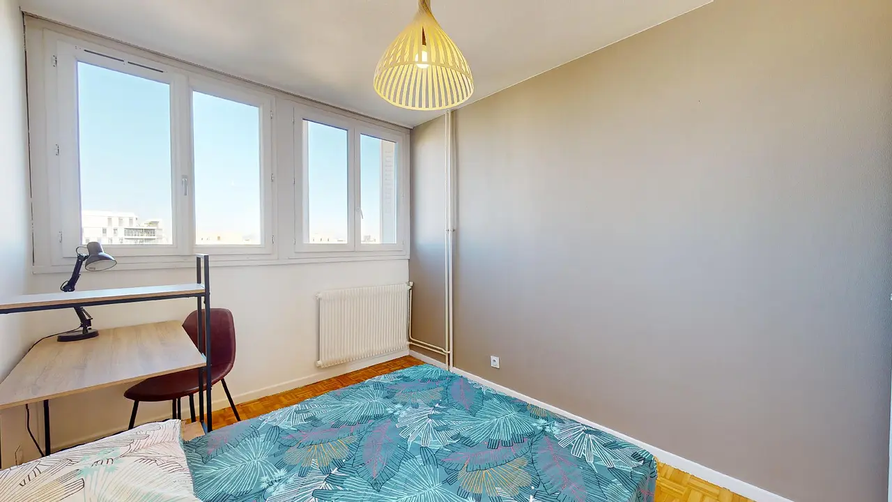Colocation meublée de 69.0m2 - 450€ - Vénissieux