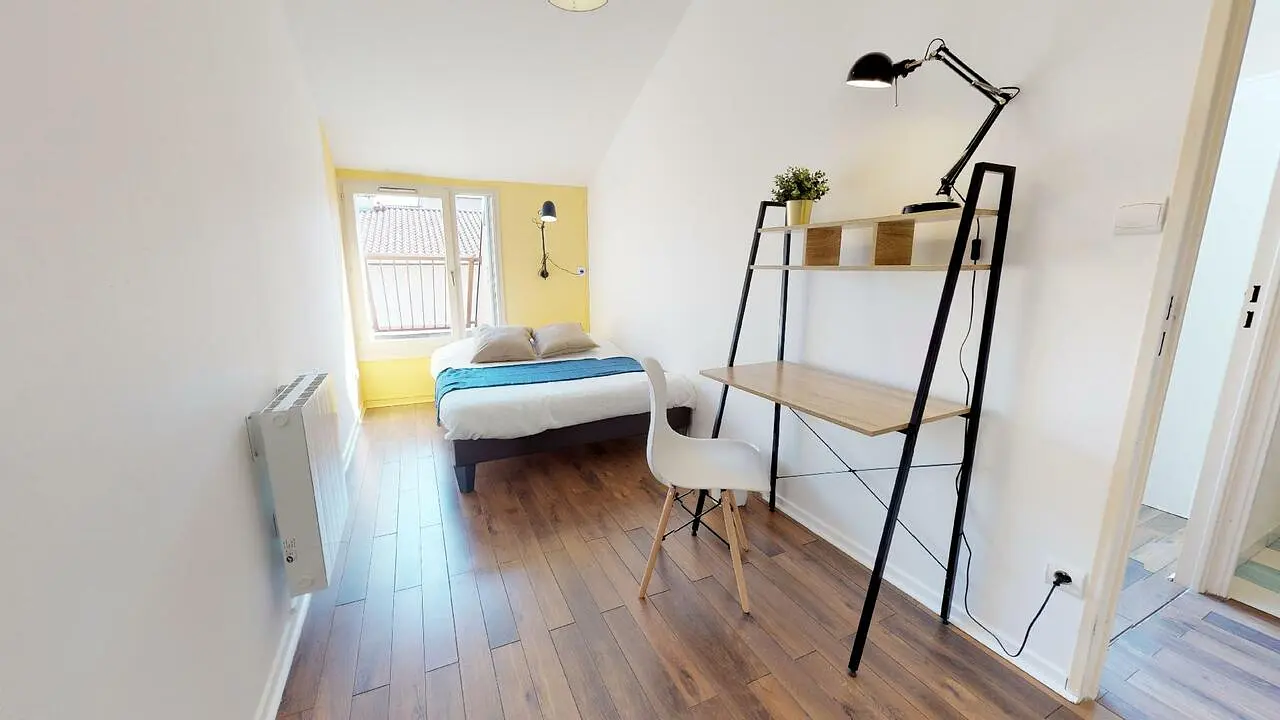 Colocation meublée de 109.0m2 - 587€ - Villeurbanne