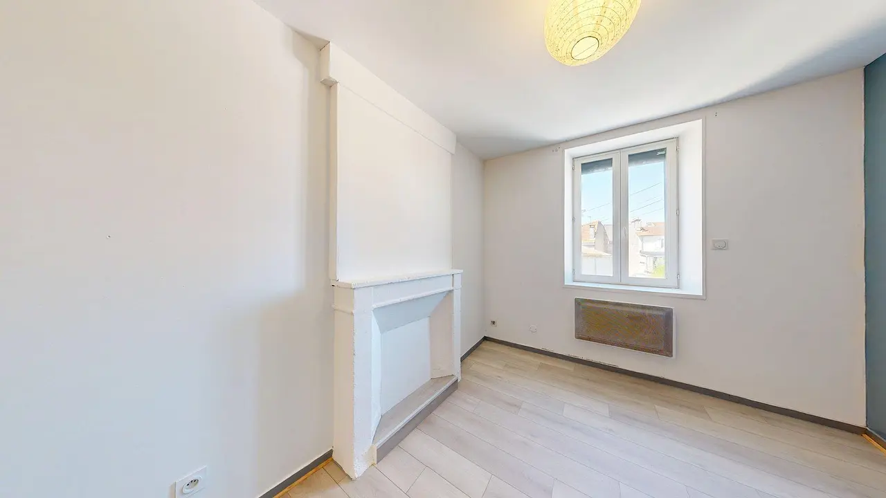 Maison non meublée de 90.0m2 - 800€ - Angoulême
