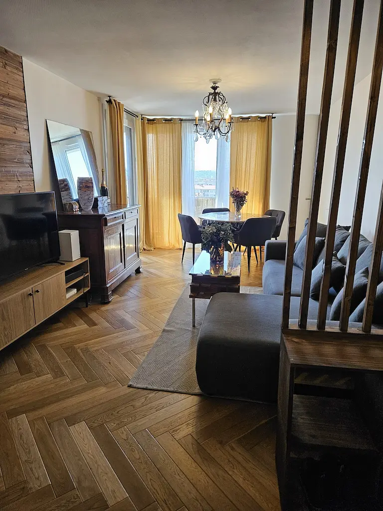 Appartement non meublé de 67.94m2 - 1300€ - Villeurbanne