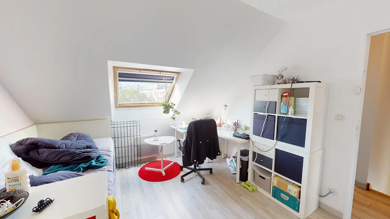 Colocation meublée de 87.0m2 - 441€ - Tours
