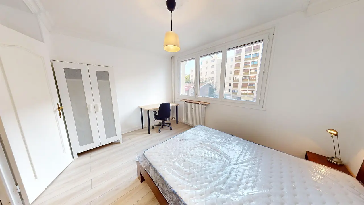 Colocation meublée de 77.0m2 - 300€ - Saint-Étienne