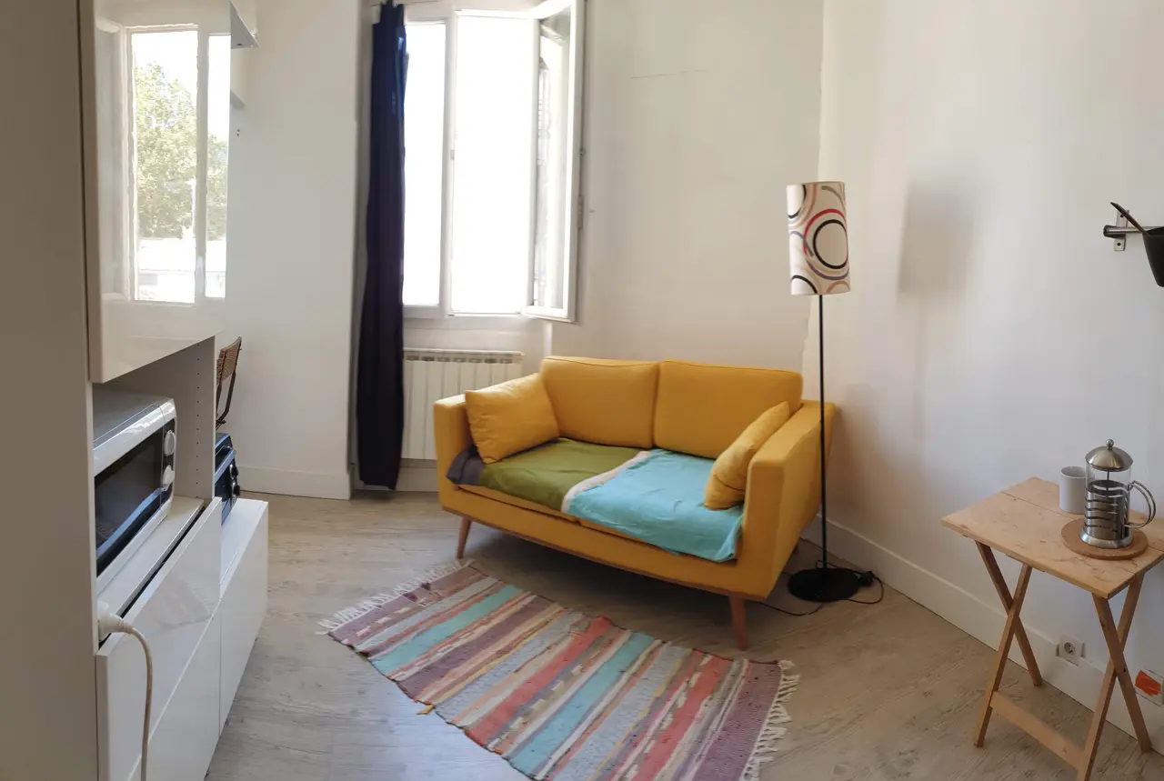 Appartement meublé de 20m2 - 690€ - Marseille