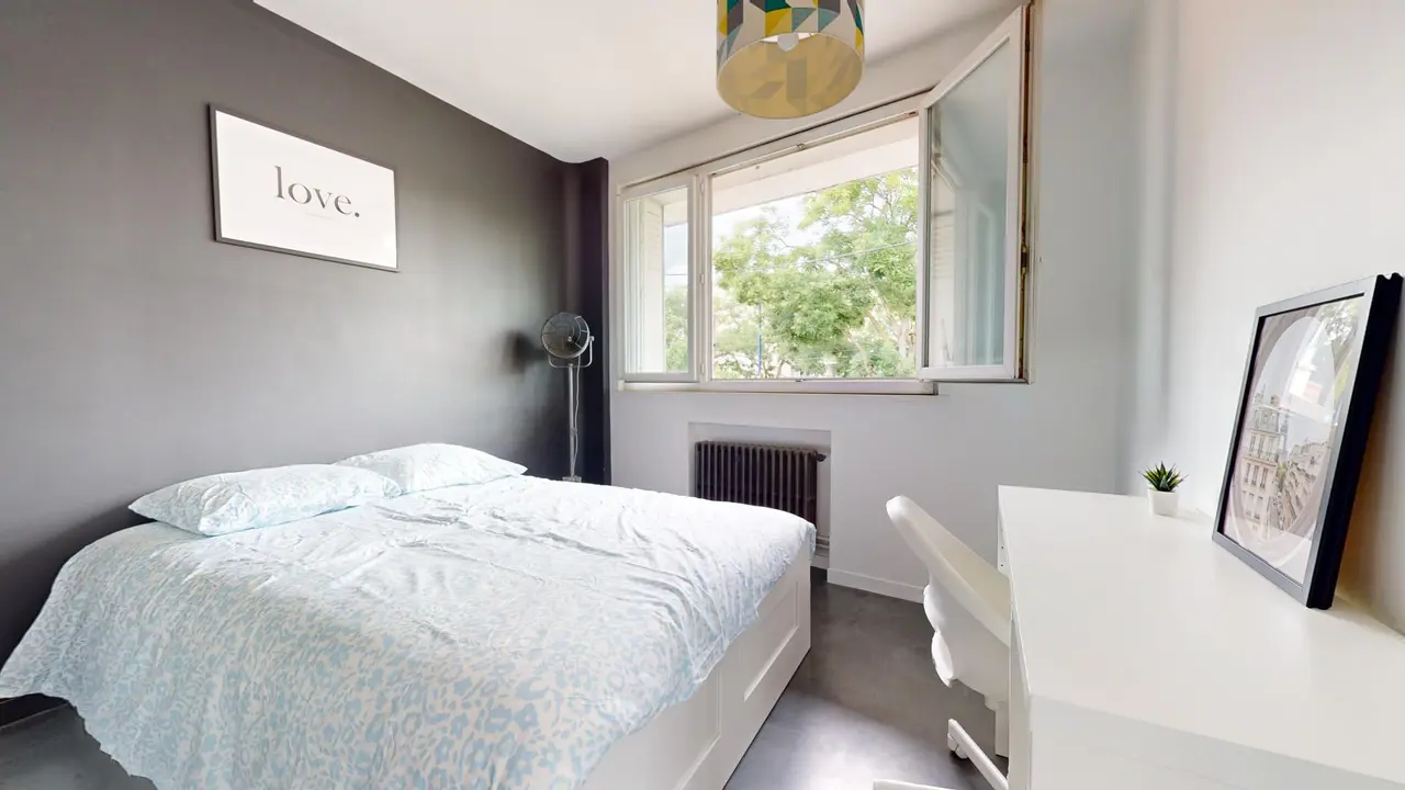 Colocation meublée de 109m2 - 600€ - Drancy