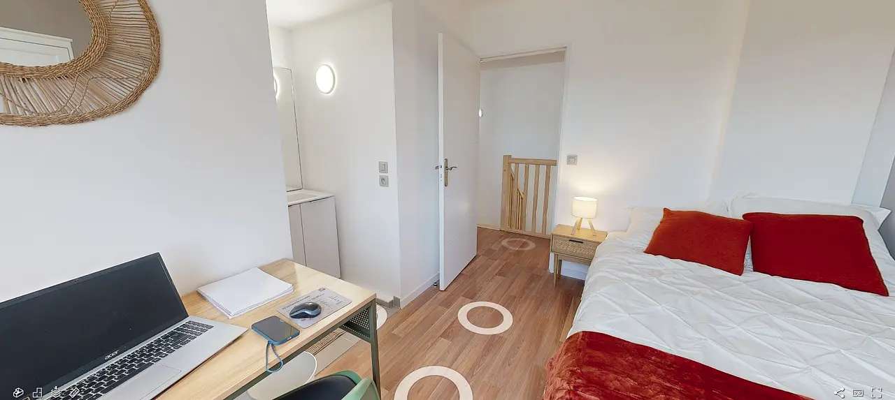 Coliving de 177.65m2 - 606€ - Villeurbanne