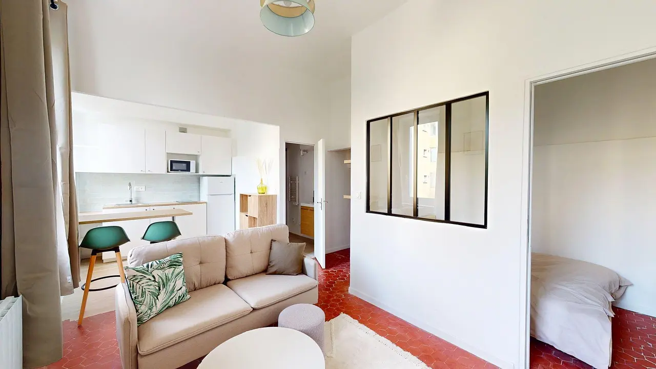 Appartement meublé de 37.0m2 - 850€ - Marseille