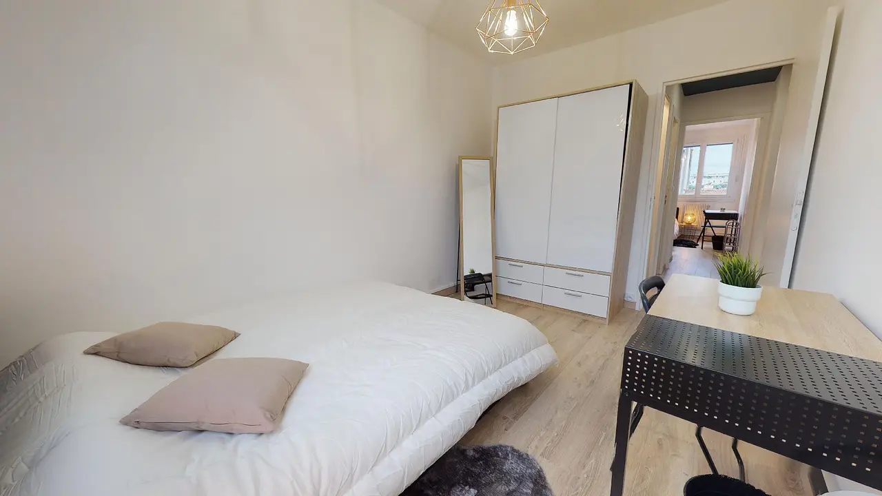 Colocation meublée de 67.0m2 - 539€ - Villeurbanne