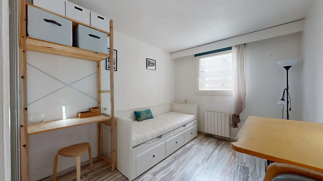 Appartement non meublé de 15.0m2 - 512€ - Lyon