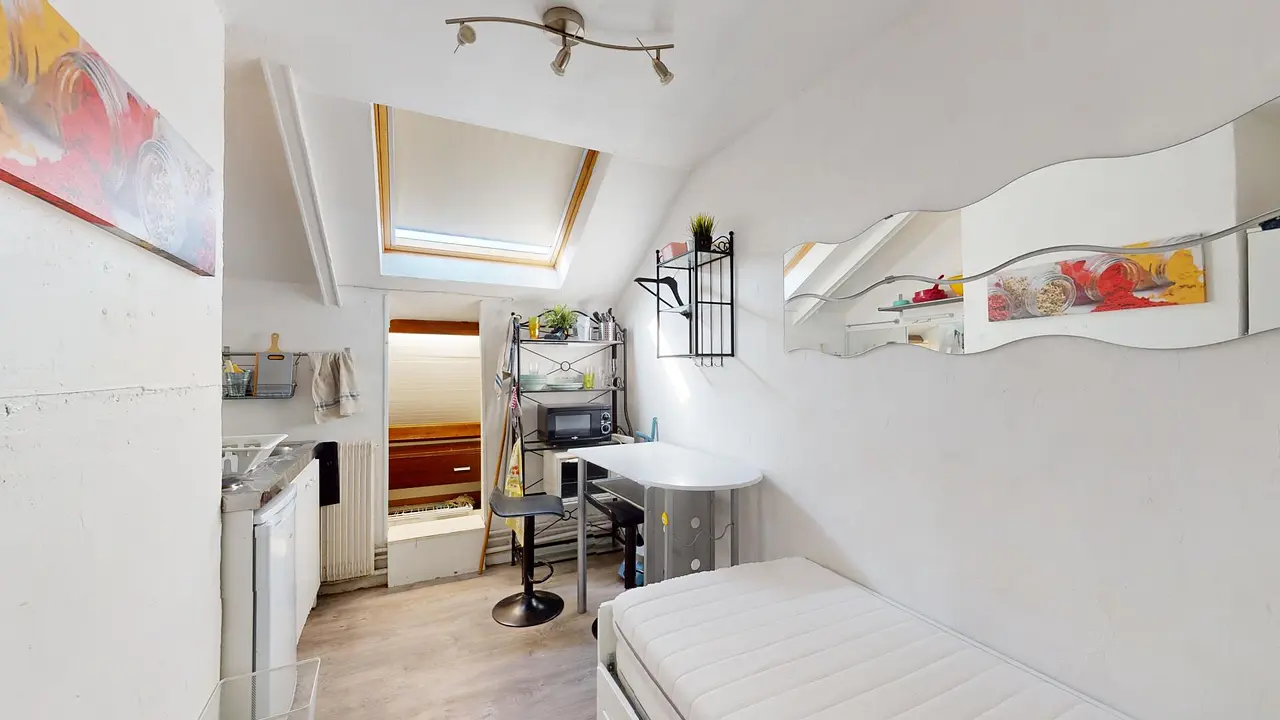 Appartement meublé de 13.34m2 - 370€ - Dijon