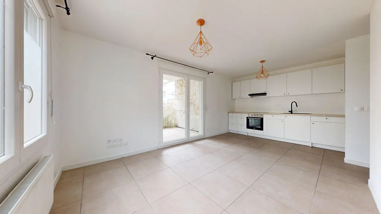 Appartement non meublé de 53m2 - 916€ - Vaulx-en-Velin