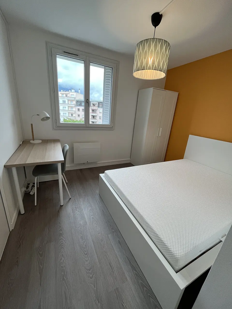 Colocation meublée de 62.0m2 - 420€ - Grenoble