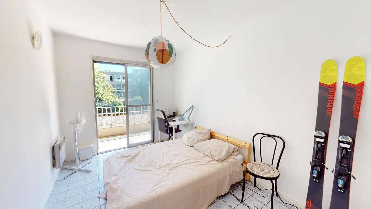 Colocation meublée de 95.66m2 - 414€ - Grenoble