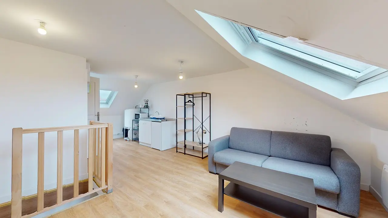 Appartement meublé de 16.95m2 - 440€ - Roubaix