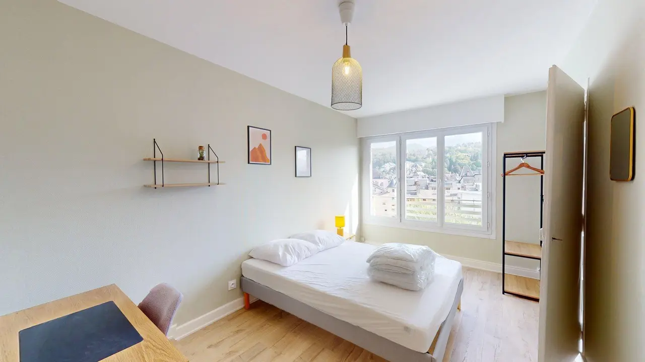 Colocation meublée de 69m2 - 550€ - Chambéry
