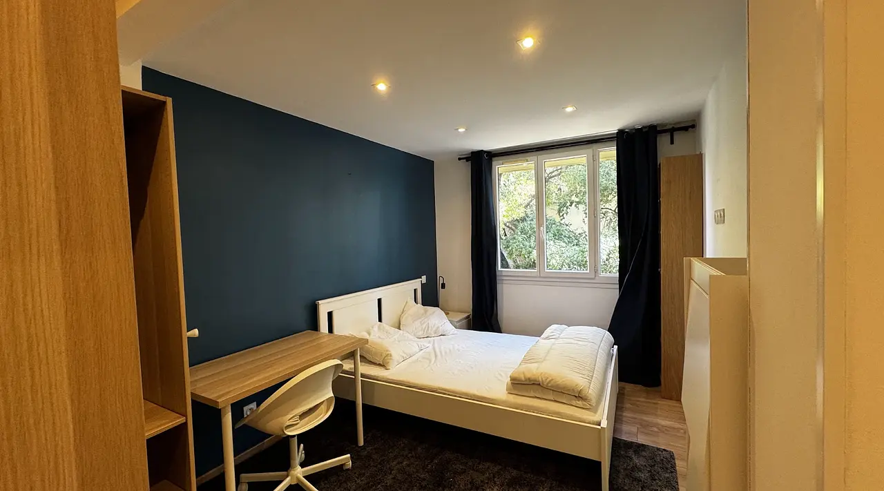 Appartement meublé de 74.0m2 - 1290€ - Montpellier