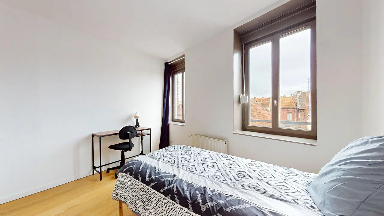 Colocation meublée de 102.0m2 - 370€ - Roubaix