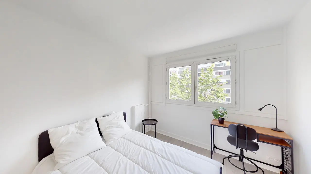 Colocation meublée de 81.69m2 - 696€ - Créteil