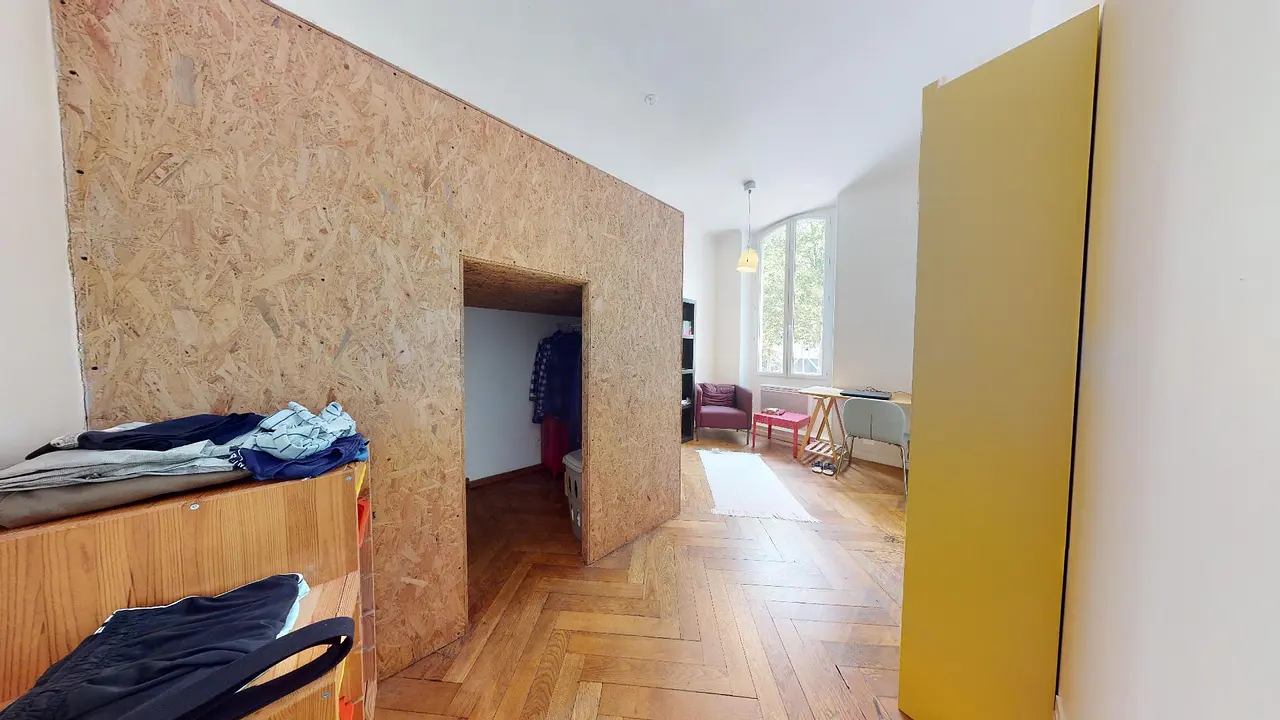 Colocation meublée de 126.0m2 - 557€ - Marseille