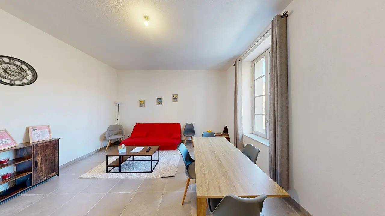 Appartement meublé de 63.0m2 - 720€ - Tarascon