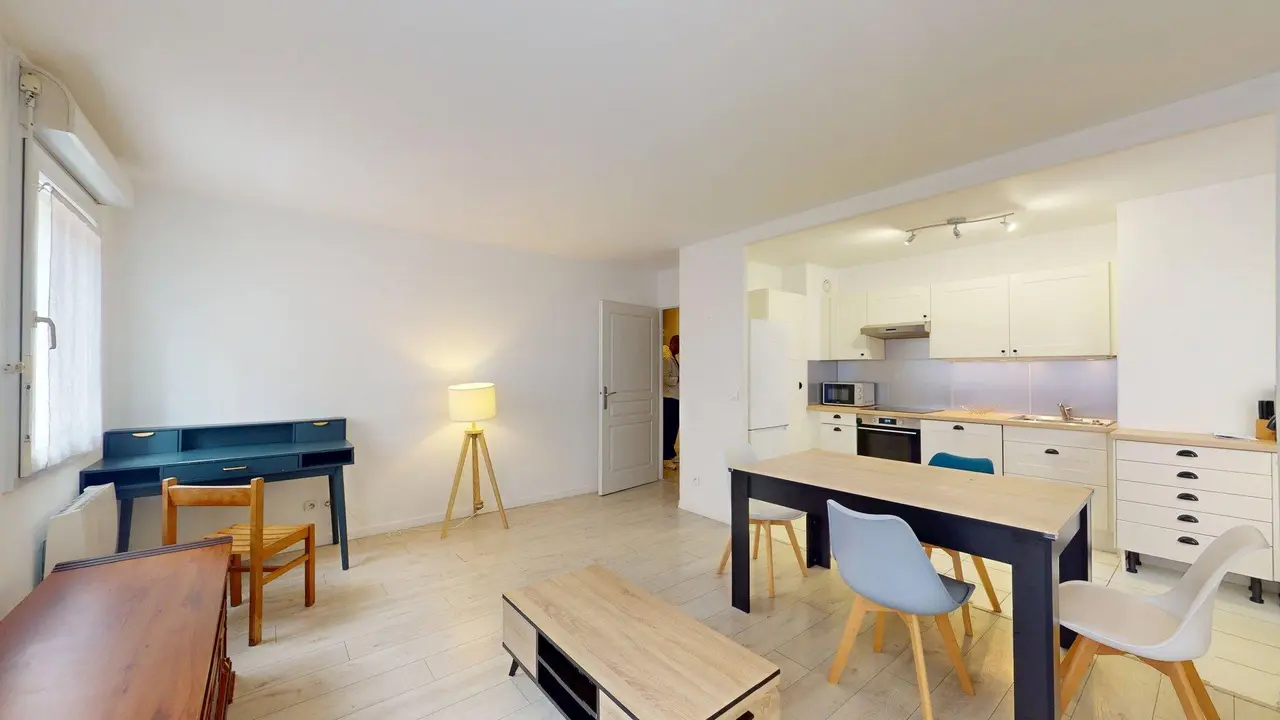 Appartement meublé de 60.0m2 - 1750€ - Clichy
