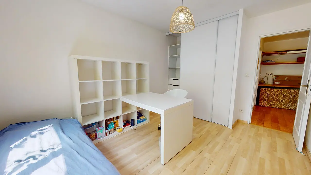 Colocation meublée de 92.17m2 - 525€ - Lyon